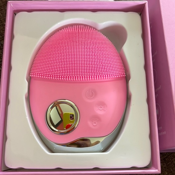 Brand New- Photon Silicone skin cleanser. - Picture 3 of 3